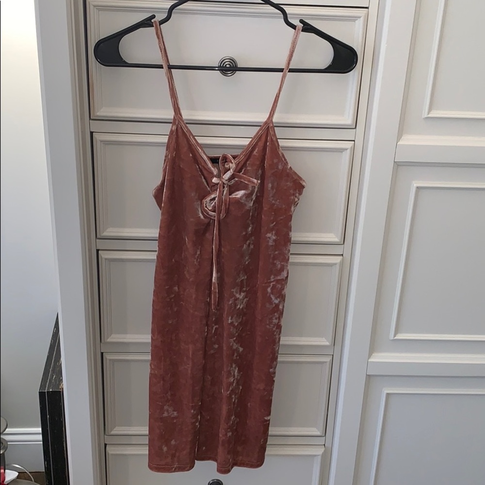 Forever 21 velvet dress